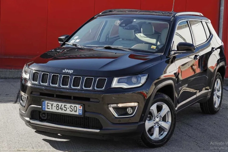 2018 Jeep Compass Limited - 1368 cm3 140 CP • Manuala